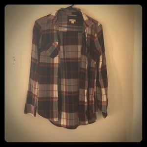 • plaid button up •